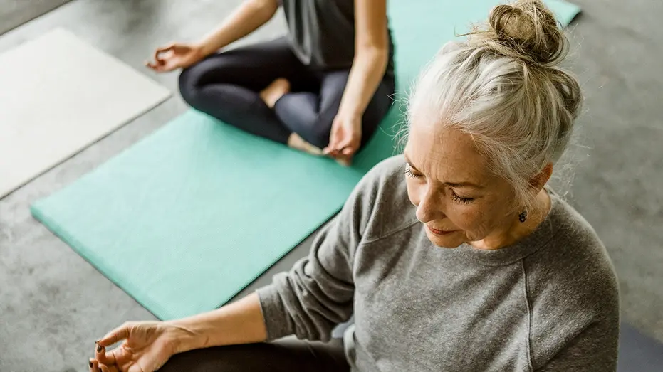 older_woman_doing_yoga
