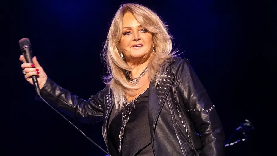 bonnie-tyler-black-jacket