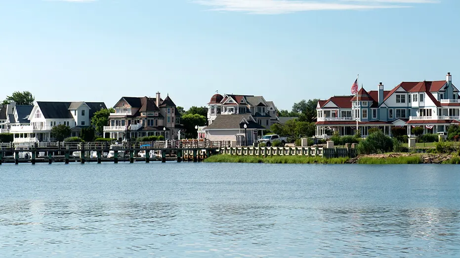 cape-may-waterfront-houses-fox-news-001