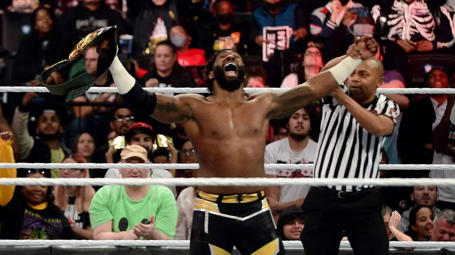 cedric-alexander-wwe-raw-brooklyn-fox-news-001