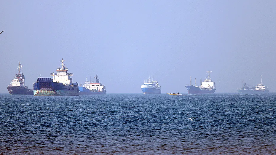 iran-ships