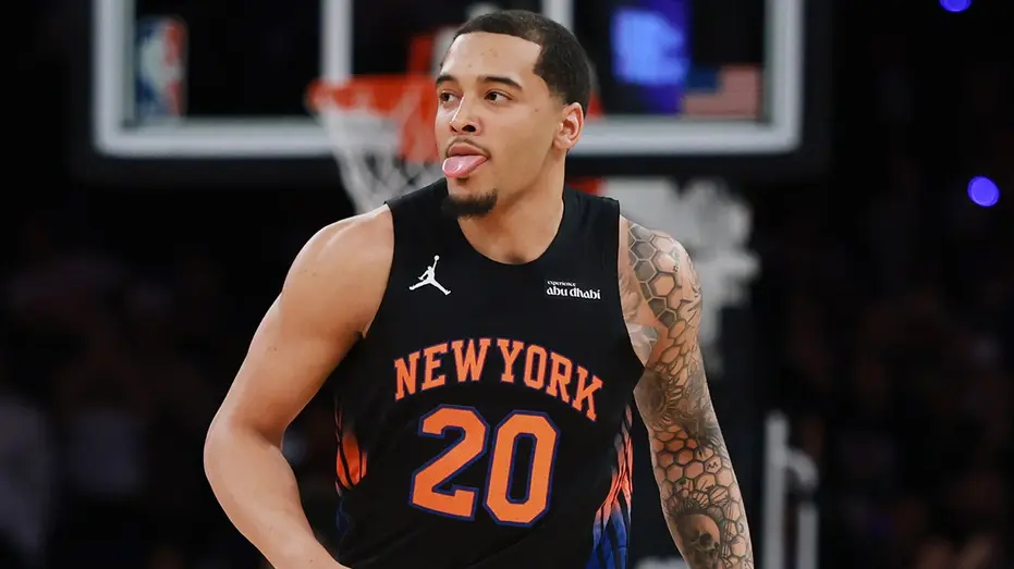 jeremy-sochan-knicks-playoffs-fox-news-001