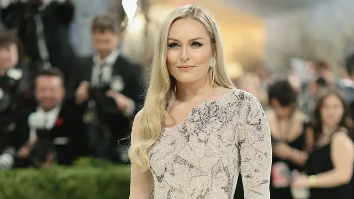 Lindsey Vonn all smiles as she’s able to return to dumping out actual workout content again