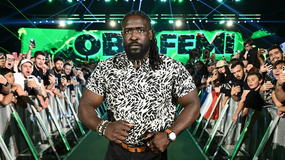 oba-femi-raw-accor-arena-fox-news-001