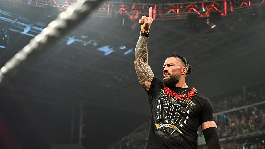 roman-reigns-monday-night-raw-fox-news-001