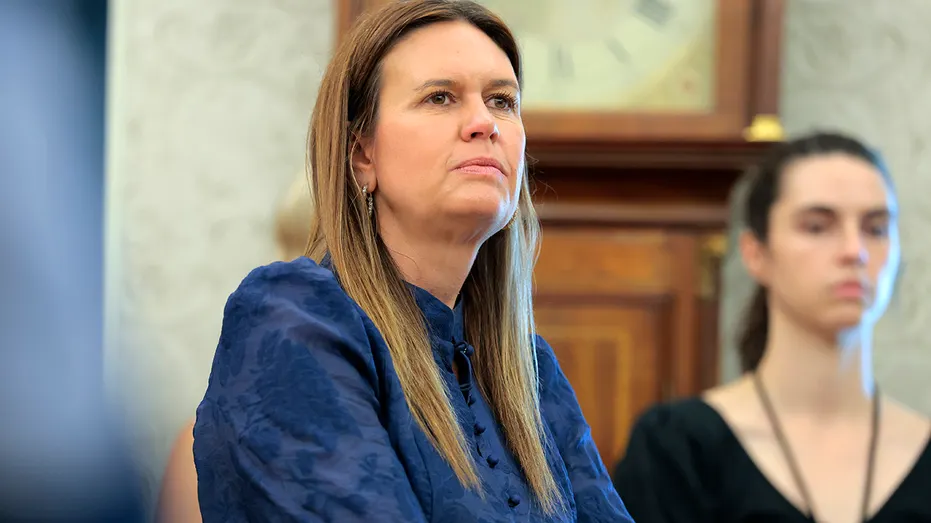 sarah-huckabee-sanders