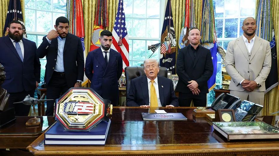 trump-ufc-fighters-white-house-fox-news-001