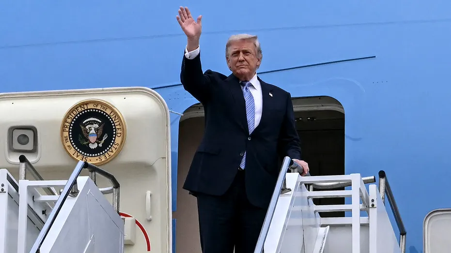 president-trump-air-force-1