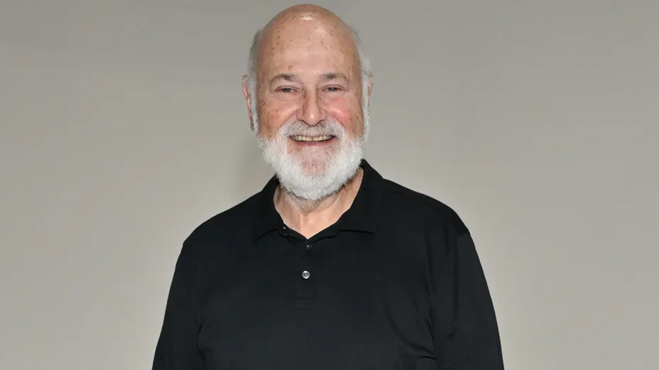 rob-reiner-black-shirt