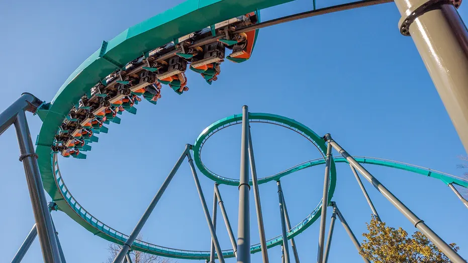 roller-coaster-six-flags-georgia